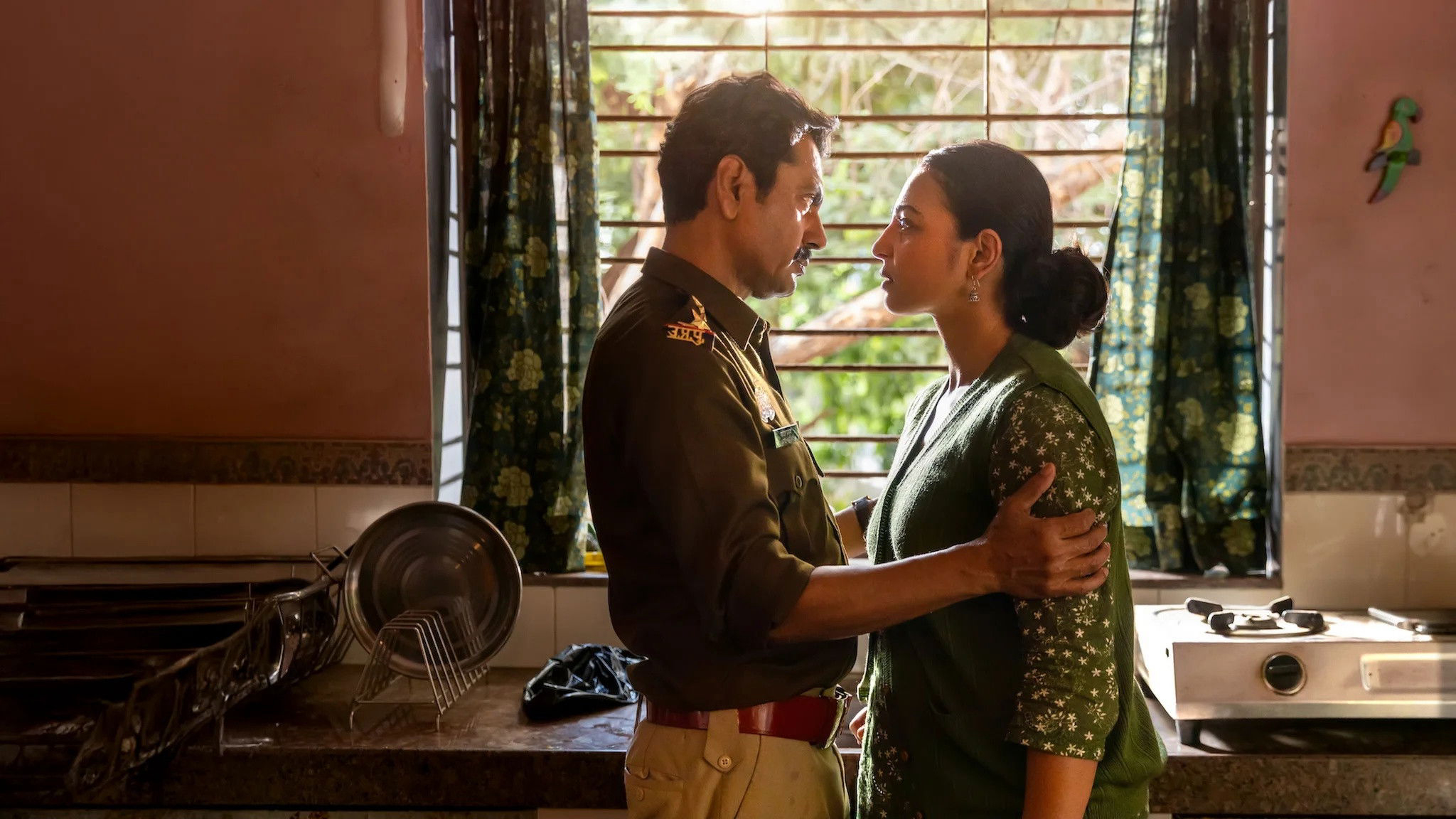 Đêm Cô Quạnh: Thảm Sát Gia Đình Bansal - Ảnh 2