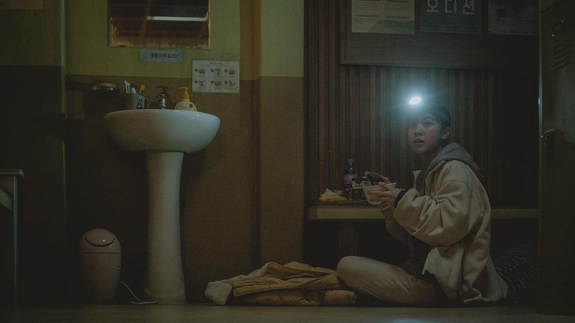 Rồi Sẽ Ổn Thôi - Ảnh 2